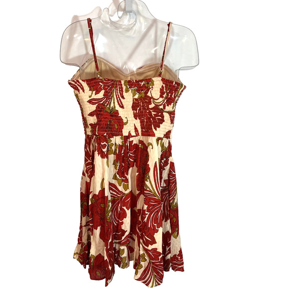B.O.G Collective Women's Red & Cream Floral Dress Size Medium Fit and Flare NWT - Picture 4 of 9